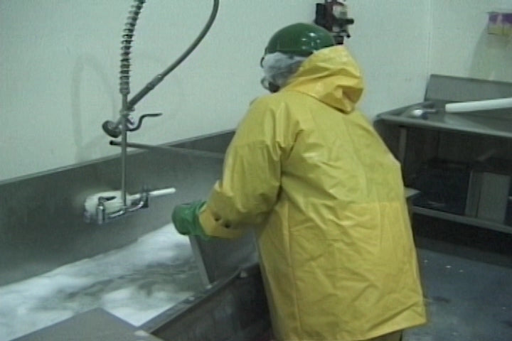 Cleaning and Sanitizing In A Food/Pharmaceutical Processing Facility